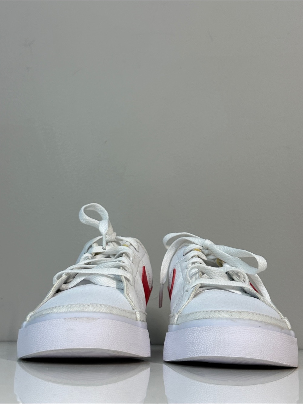 Nike Womens Court Legacy White University Red Leather Size 7.5 - Picture 4 of 15